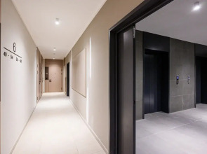 Апартаменты Stepanenkov для Двоих Гостей на Заровного 10 на 6 этаже