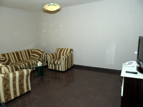 Armenian Village Park Hotel