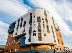 Отель Баттони