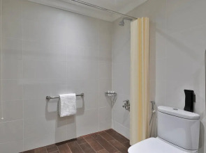 Отель Le Méridien Mina Seyahi Beach Resort & Waterpark