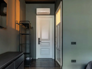 Апартаменты Room в Nikolaev Building