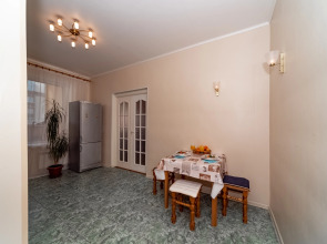 Апартаменты на аллее Поликарпова, 2