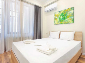 Апартаменты on Yekmalyan Str. 1-23/2