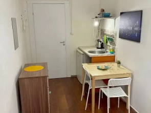 Апартаменты с диваном-кроватью и общей ванной На Монетной