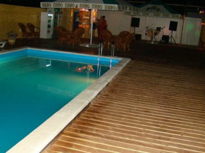 Отель Crystal Apart