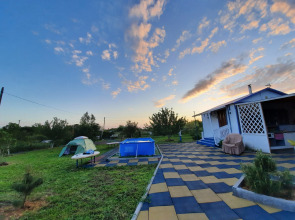 Глэмпинг В поле