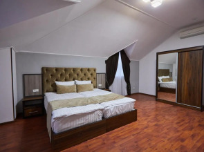 Отель Art Elite