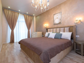 Квартира Семейная Трёхкомнатная с видом на Обь