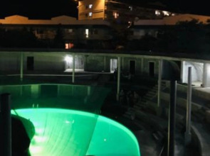 Апартаменты На Базе Отдыха Любоморье