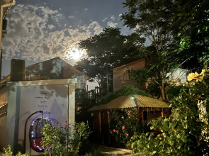 Rajskij Ugolok Guest House