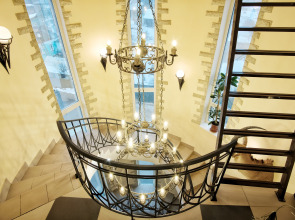 Отель Донжон