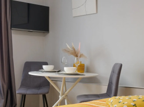 Apartments Бахрушина 1