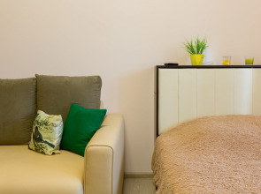 Апартаменты на улице Дмитрия Михайлова 1