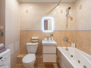 Квартира в это-стиле с потрясающим видом на город и рядом с метро