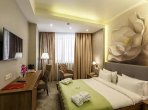 Отель Renion Hills Almaty