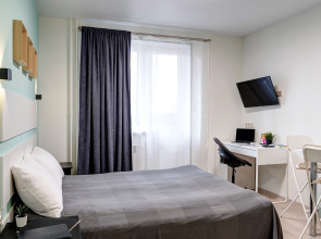 Апартаменты на Сергея Есенина 10