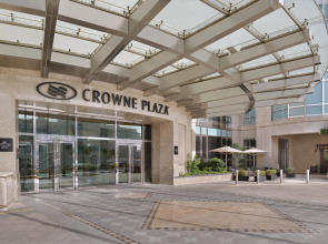Crowne Plaza Dubai Jumeirah an IHG Hotel