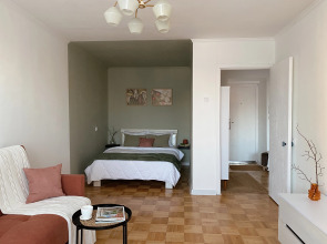 Квартира 1-к. Осенний блюз TYT-YЮT Autumn Blues