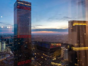 Romantic apart on 71 floor