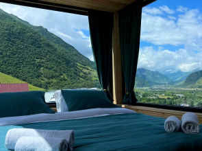 Шале Kazbegi Inn Cottages