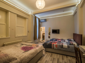 Хостел Erenler