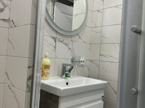 Апартаменты на Металлургов 13