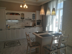 Апартаменты на Дворянской