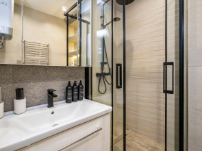 Апартаменты Мореон Просторные Рядом с Бухтой Золотой Рог