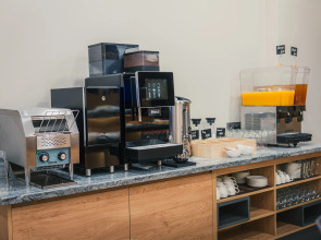 Отель Red Bridge Yerevan