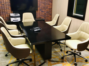 Отель Zest Metropole