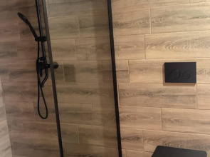 Частный дом Традиция отдыха - дом у озера c баней и купелью