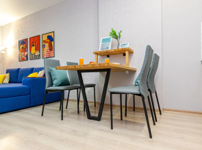 Апартаменты Cosmos Apart на Революции 48 Б (1)