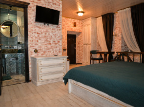 Квартира Лофт «Дубовая лестница»