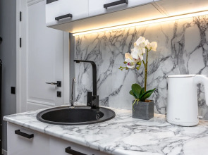 Апартаменты с витражом