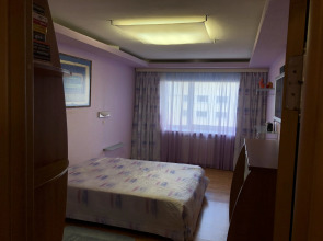 Апартаменты Spacious central 3-room apartment