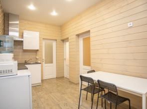 Бунгало с мангалом и верандой на Банном