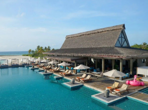 Grand Park Kodhipparu Hotel