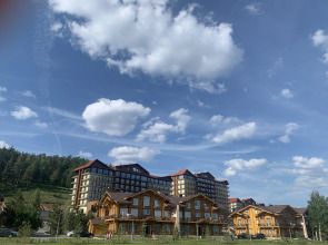 Апартаменты ГЛК Солнечная долина с Прекрасным видом