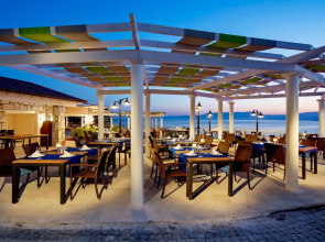 Royal Teos Thermal Resort Clinic & Spa (Halal Hotel)