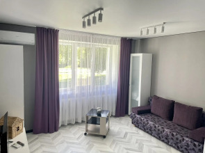 Апартаменты Sokol на набережной в пешей доступности к самому центру