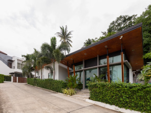 Отель Splendid Sea View Resort