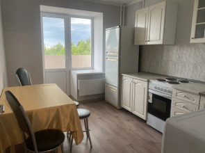 Квартира Уютная двухкомнатная