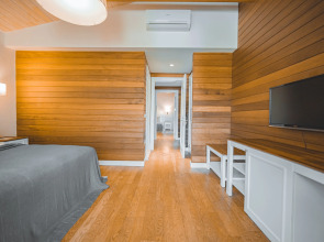 Отель Kimera Lounge