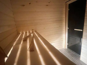 Частный дом Дом на горе с камином и сауной