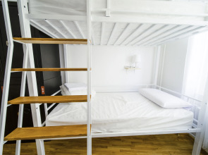 Хостел New Generation Hostel Belgrade Center