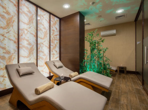 Отель Holiday Inn Antalya Lara