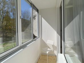 Квартира Атмосфера Уюта в Спальном Районе с Бесконтактным Заселением