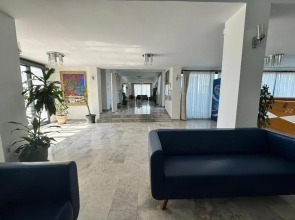 Bellapais Oasis Hotel