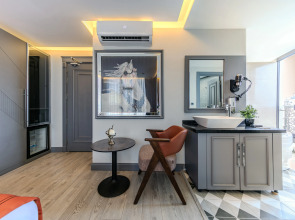 Atar Airport Hotel & Spa