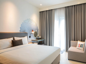 Отель Rove La Mer Beach